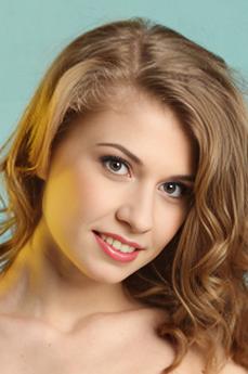 Eva Gold