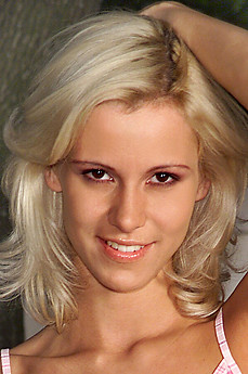 Carina Cora