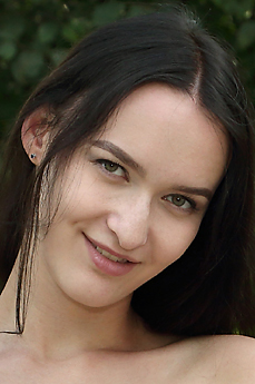 Sasha Sparrow