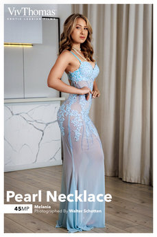 Pearl Necklace - Melania