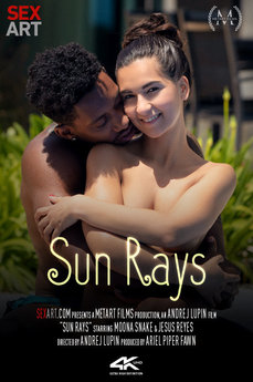 Jesus Reyes & Moona Snake in 'Sun Rays' (22:42) - SexArt