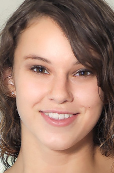 Ellie Eilish - MetArt Network