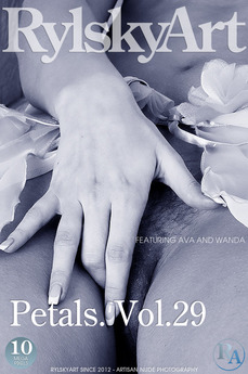Petals. Vol.29 - Ava - Wanda