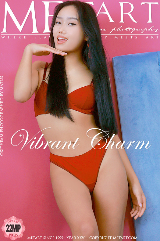 Vibrant Charm - Oxitheam