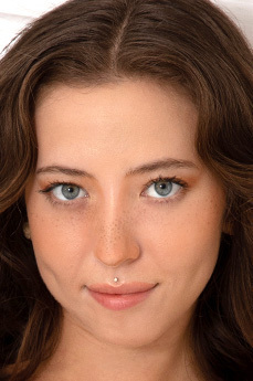 Elena Wolfe