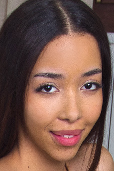 Lia Lin