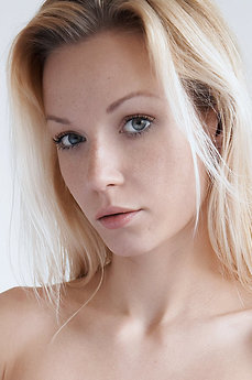 Gwyneth A Nude on MetArt (19 Covers) - MetArt.com