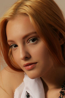 Kira W Metart model Kira W Metart model