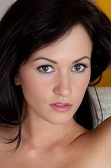 Tess B